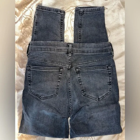 NWOT Topshop Jamie Skinny High Rise Jeans in Grey W26 L30 - Picture 7 of 10